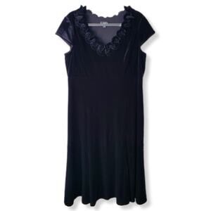 90s VTG Black Stretch Velvet Midi Dress 18 Witchy Whimsygoth Dark Romance